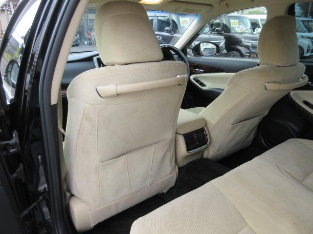 クラウンハイブリッド ロイヤルサルーン　車検２年付き　ＨＤＤナビ　Ｂｌｕｅｔｏｏｔｈ　フルセグＴＶ　バックカメラ　ＥＴＣ　ガラスフィルム貼　クルーズコントロール　電動シート　ＨＩＤオートヘッドライト　ＬＥＤフォグライト　ＭＴモード（45枚目）