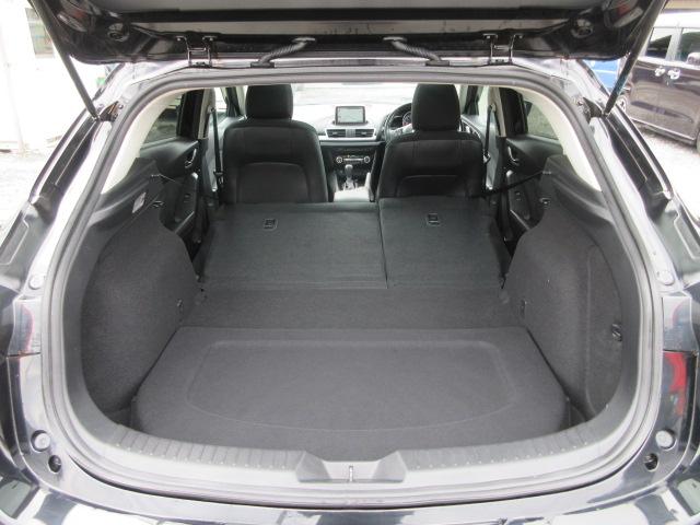 アクセラスポーツ ＸＤ　車検２年付き　ディーゼルターボ　サンルーフ　ＳＤナビ　Ｂｌｕｅｔｏｏｔｈ　バックカメラ　ＥＴＣ　ＢＯＳＥサウンド　クルーズコントロール　ヘッドアップディスプレイ　ハーフレザー　ヒーター付電動シート（53枚目）
