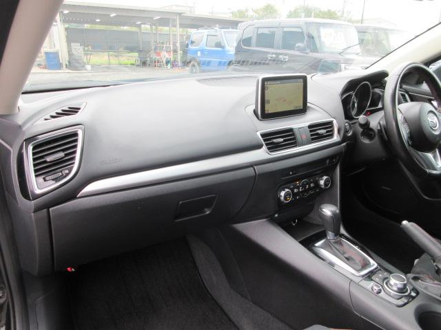 アクセラスポーツ ＸＤ　車検２年付き　ディーゼルターボ　サンルーフ　ＳＤナビ　Ｂｌｕｅｔｏｏｔｈ　バックカメラ　ＥＴＣ　ＢＯＳＥサウンド　クルーズコントロール　ヘッドアップディスプレイ　ハーフレザー　ヒーター付電動シート（62枚目）