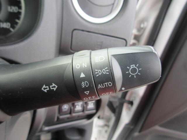 デイズルークス ハイウェイスター　ターボ　ブレーキサポート　ＳＤナビ　Ｂｌｕｅｔｏｏｔｈ　フルセグＴＶ　バックカメラ　ＥＴＣ　両側電動スライドドア　アイドリングストップ　純正１５インチアルミホイール　ＨＩＤオートヘッドライト　フォグライト（31枚目）