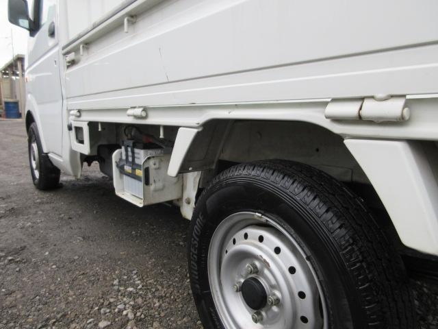 キャリイトラック ＫＣエアコン・パワステ　車検２年付き　５ＭＴシフト　切替４ＷＤ　三方開　ＡＭ・ＦＭラジオ　タイミングチェーン（53枚目）