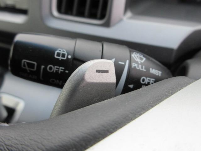 ステップワゴンスパーダ Ｚ　クールスピリット　車検２年付き　８人　後期型　メモリーナビ　ワンセグＴＶ　バックカメラ　ＥＴＣ　両側電動スライドドア　ハーフレザー　純正１７インチアルミホイール　アイドリングストップ　クルーズコントロール（29枚目）