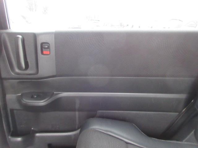 ステップワゴンスパーダ Ｚ　クールスピリット　車検２年付き　８人　後期型　メモリーナビ　ワンセグＴＶ　バックカメラ　ＥＴＣ　両側電動スライドドア　ハーフレザー　純正１７インチアルミホイール　アイドリングストップ　クルーズコントロール（37枚目）