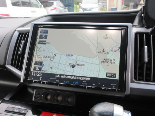 ステップワゴンスパーダ Ｚ　クールスピリット　８人　後期型　大画面メモリーナビ　フルセグＴＶ　バックカメラ　ＥＴＣ　ハーフレザーシート　純正１７インチアルミホイール　両側電動スライドドア　サブウーファー　クルーズコントロール　パドルシフト（9枚目）