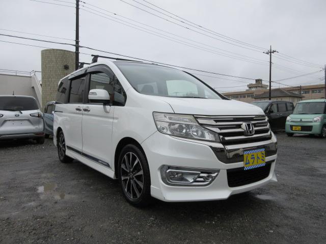 ステップワゴンスパーダ Ｚ　クールスピリット　８人　後期型　大画面メモリーナビ　フルセグＴＶ　バックカメラ　ＥＴＣ　ハーフレザーシート　純正１７インチアルミホイール　両側電動スライドドア　サブウーファー　クルーズコントロール　パドルシフト（17枚目）