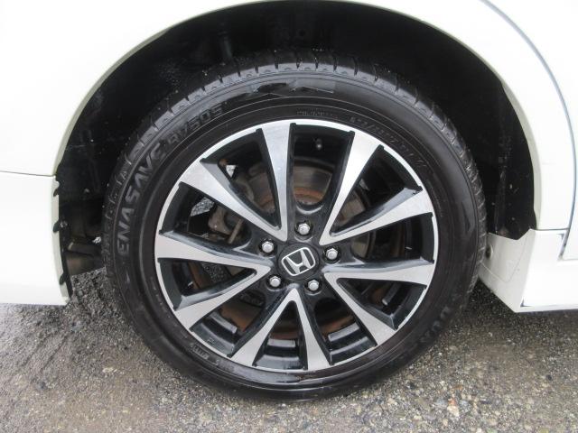 ステップワゴンスパーダ Ｚ　クールスピリット　８人　後期型　大画面メモリーナビ　フルセグＴＶ　バックカメラ　ＥＴＣ　ハーフレザーシート　純正１７インチアルミホイール　両側電動スライドドア　サブウーファー　クルーズコントロール　パドルシフト（22枚目）