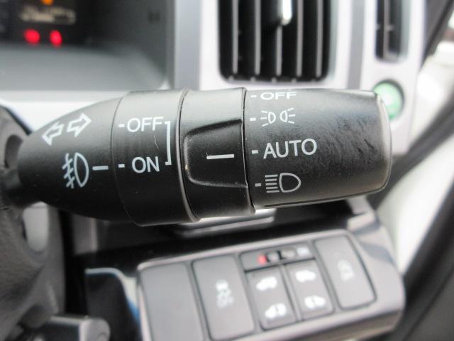 ステップワゴンスパーダ Ｚ　クールスピリット　８人　後期型　大画面メモリーナビ　フルセグＴＶ　バックカメラ　ＥＴＣ　ハーフレザーシート　純正１７インチアルミホイール　両側電動スライドドア　サブウーファー　クルーズコントロール　パドルシフト（34枚目）