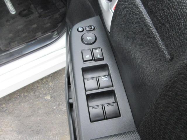 ステップワゴンスパーダ Ｚ　クールスピリット　８人　後期型　大画面メモリーナビ　フルセグＴＶ　バックカメラ　ＥＴＣ　ハーフレザーシート　純正１７インチアルミホイール　両側電動スライドドア　サブウーファー　クルーズコントロール　パドルシフト（35枚目）