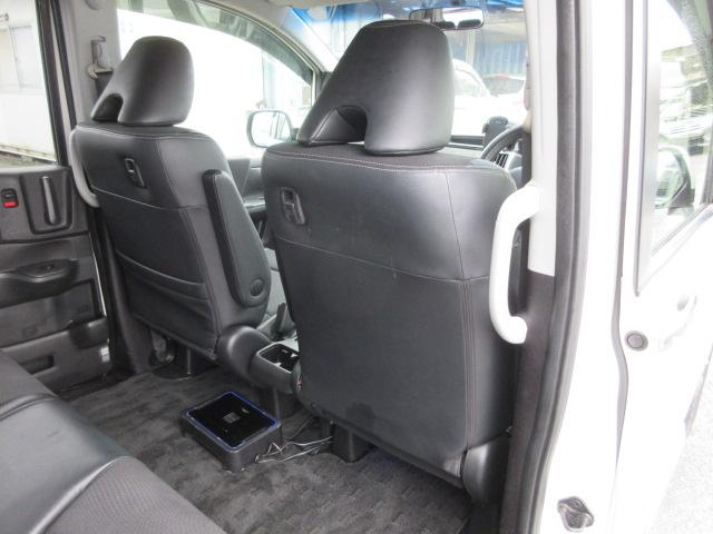 ステップワゴンスパーダ Ｚ　クールスピリット　８人　後期型　大画面メモリーナビ　フルセグＴＶ　バックカメラ　ＥＴＣ　ハーフレザーシート　純正１７インチアルミホイール　両側電動スライドドア　サブウーファー　クルーズコントロール　パドルシフト（41枚目）