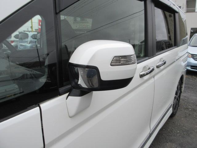 ステップワゴンスパーダ Ｚ　クールスピリット　８人　後期型　大画面メモリーナビ　フルセグＴＶ　バックカメラ　ＥＴＣ　ハーフレザーシート　純正１７インチアルミホイール　両側電動スライドドア　サブウーファー　クルーズコントロール　パドルシフト（66枚目）