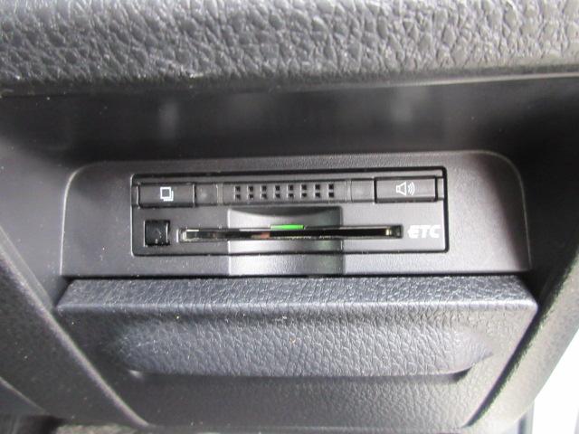 エスクァイア ハイブリッドGi 車検2年付き 7人 1オーナー 雹害 SDナビBluetoothフルセグTV バックカメラ ETC 革調シート シートヒーター 両側電動スライド クルーズコントロール 純正15インチアルミホイール(11枚目)