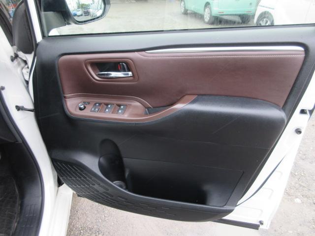 エスクァイア ハイブリッドGi 車検2年付き 7人 1オーナー 雹害 SDナビBluetoothフルセグTV バックカメラ ETC 革調シート シートヒーター 両側電動スライド クルーズコントロール 純正15インチアルミホイール(24枚目)