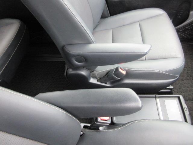 エスクァイア ハイブリッドGi 車検2年付き 7人 1オーナー 雹害 SDナビBluetoothフルセグTV バックカメラ ETC 革調シート シートヒーター 両側電動スライド クルーズコントロール 純正15インチアルミホイール(34枚目)