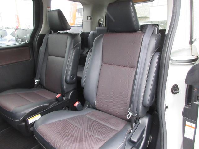 エスクァイア ハイブリッドGi 車検2年付き 7人 1オーナー 雹害 SDナビBluetoothフルセグTV バックカメラ ETC 革調シート シートヒーター 両側電動スライド クルーズコントロール 純正15インチアルミホイール(49枚目)