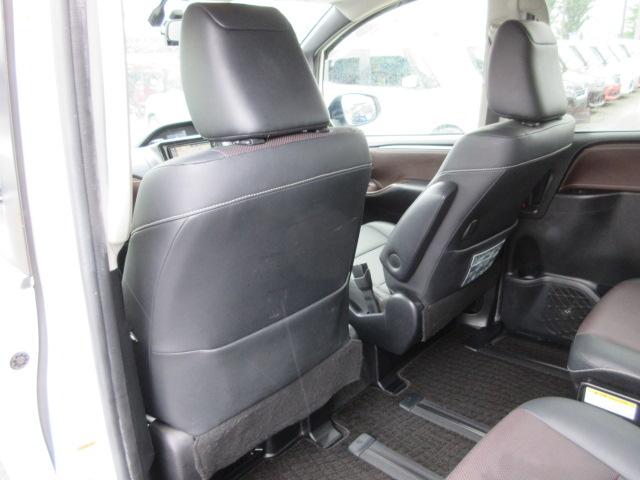 エスクァイア ハイブリッドGi 車検2年付き 7人 1オーナー 雹害 SDナビBluetoothフルセグTV バックカメラ ETC 革調シート シートヒーター 両側電動スライド クルーズコントロール 純正15インチアルミホイール(50枚目)