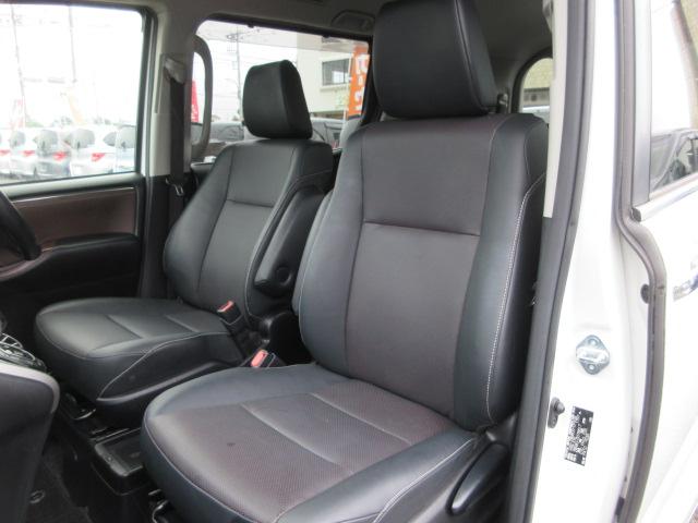 エスクァイア ハイブリッドGi 車検2年付き 7人 1オーナー 雹害 SDナビBluetoothフルセグTV バックカメラ ETC 革調シート シートヒーター 両側電動スライド クルーズコントロール 純正15インチアルミホイール(55枚目)