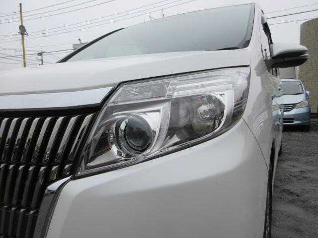 エスクァイア ハイブリッドGi 車検2年付き 7人 1オーナー 雹害 SDナビBluetoothフルセグTV バックカメラ ETC 革調シート シートヒーター 両側電動スライド クルーズコントロール 純正15インチアルミホイール(63枚目)