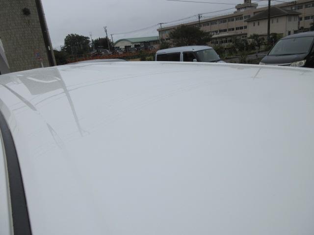 エスクァイア ハイブリッドGi 車検2年付き 7人 1オーナー 雹害 SDナビBluetoothフルセグTV バックカメラ ETC 革調シート シートヒーター 両側電動スライド クルーズコントロール 純正15インチアルミホイール(70枚目)