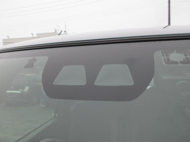 タント カスタムＸ　車検２年付き　雹害　ブレーキサポート　車線逸脱警報　ＳＤナビ　Ｂｌｕｅｔｏｏｔｈ　フルセグＴＶ　全周囲カメラ　ＥＴＣ　両側電動スライドドア　ピラーレス　ハーフレザーシート　ＬＥＤオートヘッドライト（9枚目）