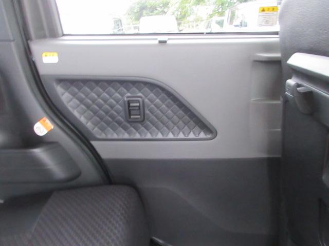 タント カスタムＸ　車検２年付き　雹害　ブレーキサポート　車線逸脱警報　ＳＤナビ　Ｂｌｕｅｔｏｏｔｈ　フルセグＴＶ　全周囲カメラ　ＥＴＣ　両側電動スライドドア　ピラーレス　ハーフレザーシート　ＬＥＤオートヘッドライト（46枚目）