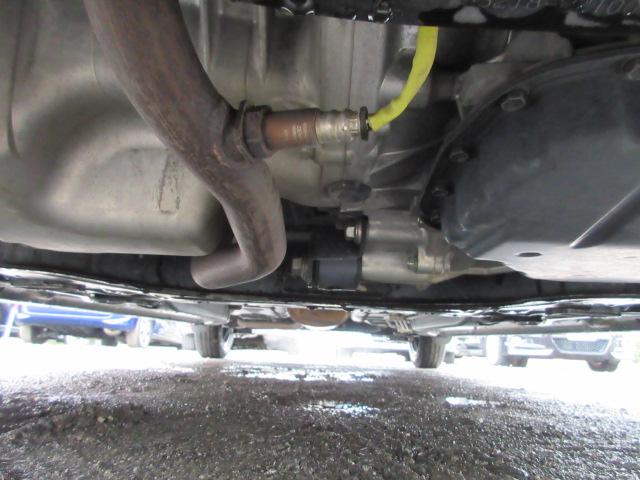 タント カスタムＸ　車検２年付き　雹害　ブレーキサポート　車線逸脱警報　ＳＤナビ　Ｂｌｕｅｔｏｏｔｈ　フルセグＴＶ　全周囲カメラ　ＥＴＣ　両側電動スライドドア　ピラーレス　ハーフレザーシート　ＬＥＤオートヘッドライト（69枚目）