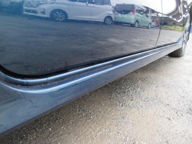 タント カスタムＸ　車検２年付き　雹害　ブレーキサポート　車線逸脱警報　ＳＤナビ　Ｂｌｕｅｔｏｏｔｈ　フルセグＴＶ　全周囲カメラ　ＥＴＣ　両側電動スライドドア　ピラーレス　ハーフレザーシート　ＬＥＤオートヘッドライト（70枚目）