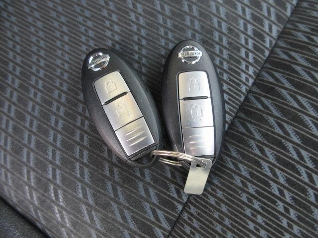 ノート メダリスト 車検2年付き スーパーチャージャー SDナビ Bluetooth フルセグTV 全周囲カメラ ETC ハーフレザーシート オートヘッドライト(13枚目)