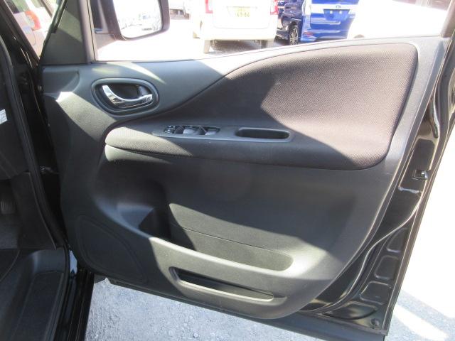 セレナ ハイウェイスターＳ－ＨＶアドバンスドセーフティパック　車検２年付き　後期型　ブレーキサポート　車線逸脱警報　ＳＤナビ　ＢｌｕｅｔｏｏｔｈフルセグＴＶ　全周囲カメラ　リヤモニター　両側電動スライドドア　ＥＴＣ　クルーズコントロール（28枚目）