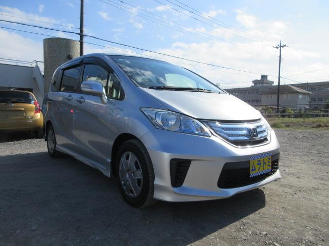 フリードハイブリッド ジャストセレクション 車検2年付き 雹害 6人 メモリーナビ ワンセグTV バックカメラ ETC クルーズコントロール 左電動スライドドア アイドリングストップ HIDオートヘッドライト(17枚目)