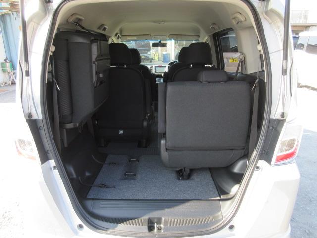 フリードハイブリッド ジャストセレクション 車検2年付き 雹害 6人 メモリーナビ ワンセグTV バックカメラ ETC クルーズコントロール 左電動スライドドア アイドリングストップ HIDオートヘッドライト(42枚目)