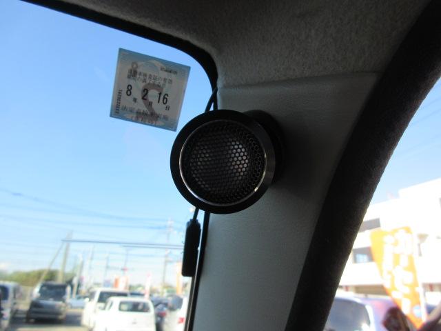 ジムニー ランドベンチャー　最終１０型　５ＭＴ　タニグチマフラー　ＲＡＹＳ１６インチアルミホイールＴＯＹＯオープンカントリーマッドタイヤ２２５／７５　２インチリフトアップ　前後ハーフバンパー　ガラスフィルム貼　ＭＯＭＯステア（35枚目）