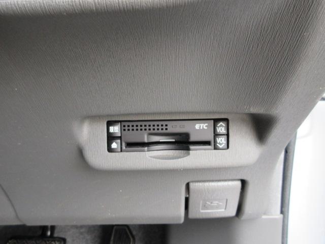 プリウス S 車検2年付き HDDナビ BluetoothワンセグTV バックカメラ ETC 純正15インチアルミホイール ガラスフィルム貼 プロジェクターオートヘッドライト(11枚目)