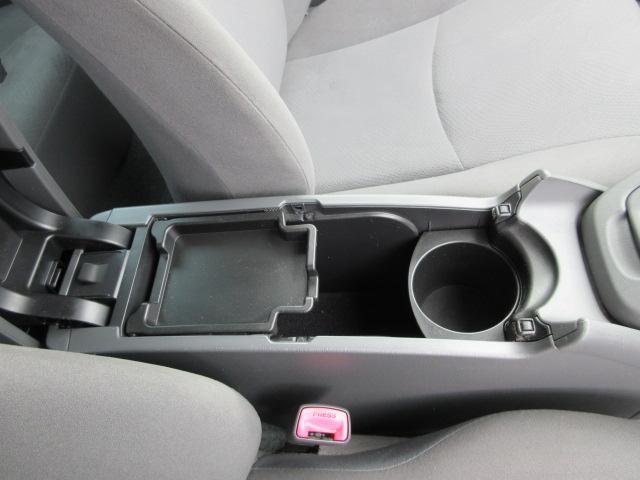 プリウス S 車検2年付き HDDナビ BluetoothワンセグTV バックカメラ ETC 純正15インチアルミホイール ガラスフィルム貼 プロジェクターオートヘッドライト(30枚目)