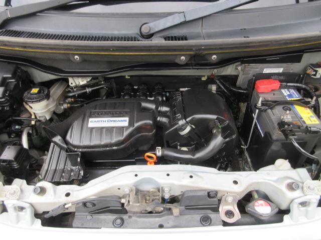 Ｎ－ＢＯＸ Ｇ・Ｌパッケージ　車検２年付き　メモリナビ　ワンセグＴＶ　バックカメラ　ＥＴＣ　左電動スライドドア　右イージークローズドア　社外１４インチアルミホイール　ベンチシート　荷室フラット（8枚目）