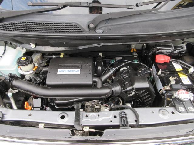 Ｎ－ＢＯＸカスタム Ｇ・Ｌホンダセンシング　車検２年付き　ＬＫＡＳ　ブレーキサポート　レーンキープ　標識認識機能　先行車発進警報　クルコン　大画面メモリナビ　ＢｌｕｅｔｏｏｔｈフルセグＴＶ　バックカメラ　ＥＴＣ　両側電動スライドドア（8枚目）