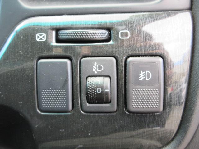 レガシィツーリングワゴン GT-B E-tuneII 車検2年付き 5MTシフト 4WD ターボ タイミングベルト交換済み フジツボマフラー STIタワーバー ビルシュタインショックSTIスプリング Wサンルーフ 電動シート(28枚目)