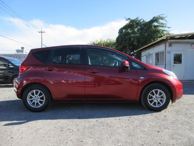 ノート Ｘ　ＤＩＧ－Ｓ　車検２年付き　スーパーチャージャー　ＳＤナビ　フルセグＴＶ　バックカメラ　ＥＴＣ　社外１４インチアルミホイール　スマートキー　プッシュスタート　アイドリングストップ（8枚目）