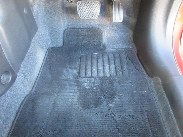 ノート Ｘ　ＤＩＧ－Ｓ　車検２年付き　スーパーチャージャー　ＳＤナビ　フルセグＴＶ　バックカメラ　ＥＴＣ　社外１４インチアルミホイール　スマートキー　プッシュスタート　アイドリングストップ（27枚目）