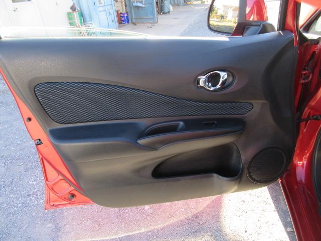 ノート Ｘ　ＤＩＧ－Ｓ　車検２年付き　スーパーチャージャー　ＳＤナビ　フルセグＴＶ　バックカメラ　ＥＴＣ　社外１４インチアルミホイール　スマートキー　プッシュスタート　アイドリングストップ（47枚目）