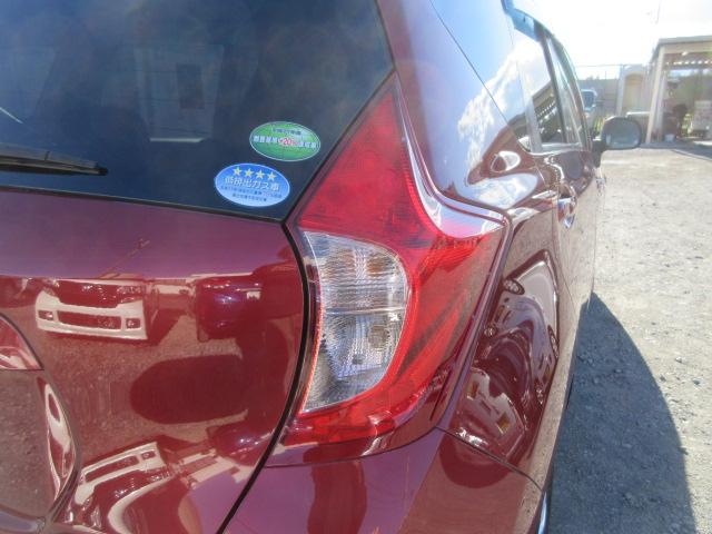 ノート Ｘ　ＤＩＧ－Ｓ　車検２年付き　スーパーチャージャー　ＳＤナビ　フルセグＴＶ　バックカメラ　ＥＴＣ　社外１４インチアルミホイール　スマートキー　プッシュスタート　アイドリングストップ（56枚目）