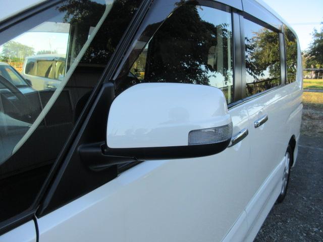 セレナ ハイウェイスター Vセレクション 車検2年付き 雹害 メモリーナビ BluetoothフルセグTV バックカメラ ETC 両側電動スライドドア 純正16インチアルミホイール クリアランスソナー クルーズコントロール(64枚目)