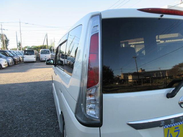 セレナ ハイウェイスター Vセレクション 車検2年付き 雹害 メモリーナビ BluetoothフルセグTV バックカメラ ETC 両側電動スライドドア 純正16インチアルミホイール クリアランスソナー クルーズコントロール(65枚目)