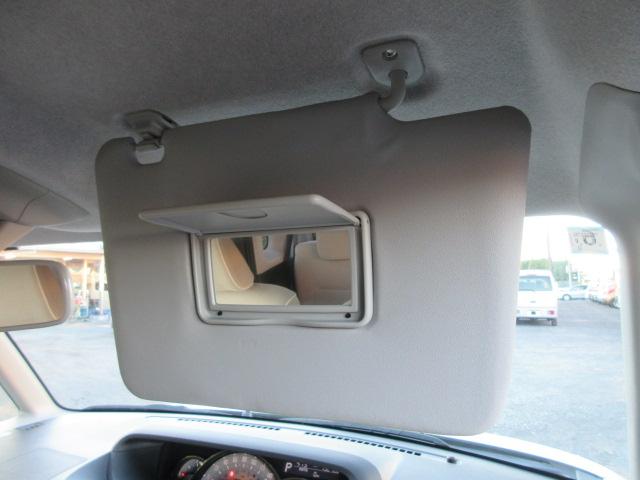 ムーヴキャンバス Ｇメイクアップリミテッド　ＳＡＩＩＩ　ツートンカラー　ブレーキサポート　車線逸脱警報　先行車発進警報　ＳＤナビ　ＢｌｕｅｔｏｏｔｈフルセグＴＶ　全周囲カメラ　ナビ連動ドラレコ　両側電動スライドドア　ＬＥＤオートヘッドライト　ＬＥＤフォグ（35枚目）