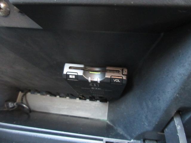 マーチ ニスモ　Ｓ　車検２年付き　５ＭＴシフト　オーテックマフラー　ＳＤナビ　フルセグＴＶ　ＥＴＣ　純正１６インチアルミホイール　ニスモ専用シート　オートヘッドライト　リヤフォグ（15枚目）