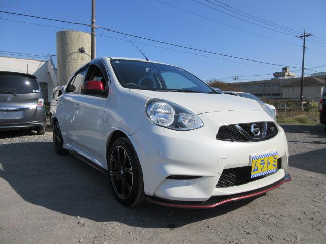 マーチ ニスモ　Ｓ　車検２年付き　５ＭＴシフト　オーテックマフラー　ＳＤナビ　フルセグＴＶ　ＥＴＣ　純正１６インチアルミホイール　ニスモ専用シート　オートヘッドライト　リヤフォグ（18枚目）