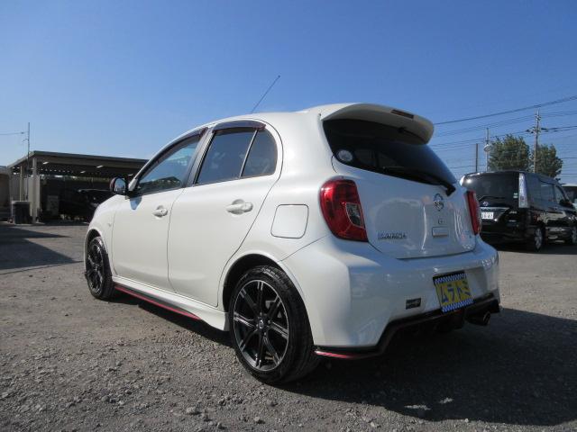 マーチ ニスモ　Ｓ　車検２年付き　５ＭＴシフト　オーテックマフラー　ＳＤナビ　フルセグＴＶ　ＥＴＣ　純正１６インチアルミホイール　ニスモ専用シート　オートヘッドライト　リヤフォグ（20枚目）