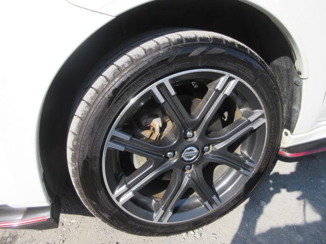 マーチ ニスモ　Ｓ　車検２年付き　５ＭＴシフト　オーテックマフラー　ＳＤナビ　フルセグＴＶ　ＥＴＣ　純正１６インチアルミホイール　ニスモ専用シート　オートヘッドライト　リヤフォグ（22枚目）