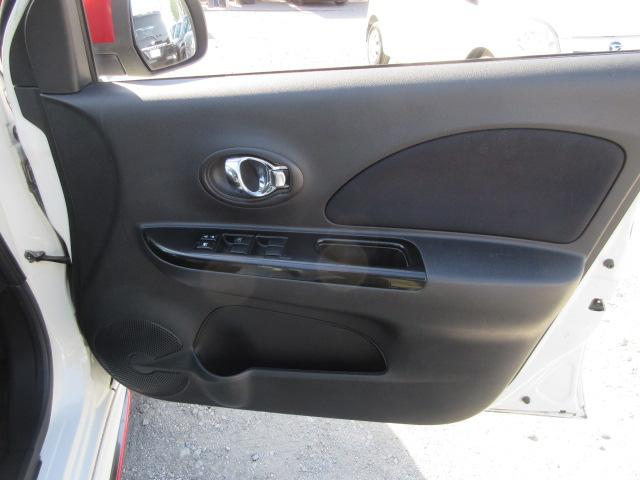 マーチ ニスモ　Ｓ　車検２年付き　５ＭＴシフト　オーテックマフラー　ＳＤナビ　フルセグＴＶ　ＥＴＣ　純正１６インチアルミホイール　ニスモ専用シート　オートヘッドライト　リヤフォグ（26枚目）