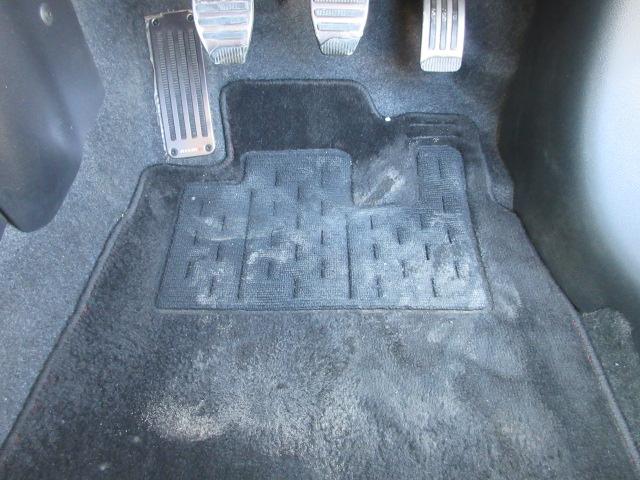 マーチ ニスモ　Ｓ　車検２年付き　５ＭＴシフト　オーテックマフラー　ＳＤナビ　フルセグＴＶ　ＥＴＣ　純正１６インチアルミホイール　ニスモ専用シート　オートヘッドライト　リヤフォグ（27枚目）