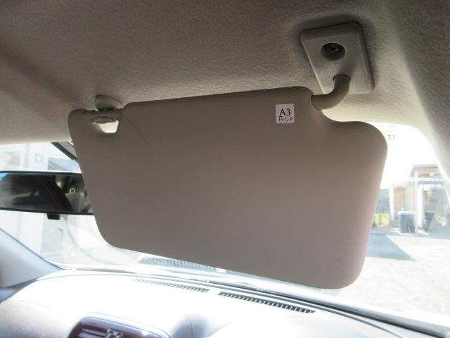 マーチ ニスモ　Ｓ　車検２年付き　５ＭＴシフト　オーテックマフラー　ＳＤナビ　フルセグＴＶ　ＥＴＣ　純正１６インチアルミホイール　ニスモ専用シート　オートヘッドライト　リヤフォグ（33枚目）